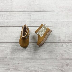 Carter’s Toddler Girls Boots Tan Glitter Chelsea Booties Faux Fur 4